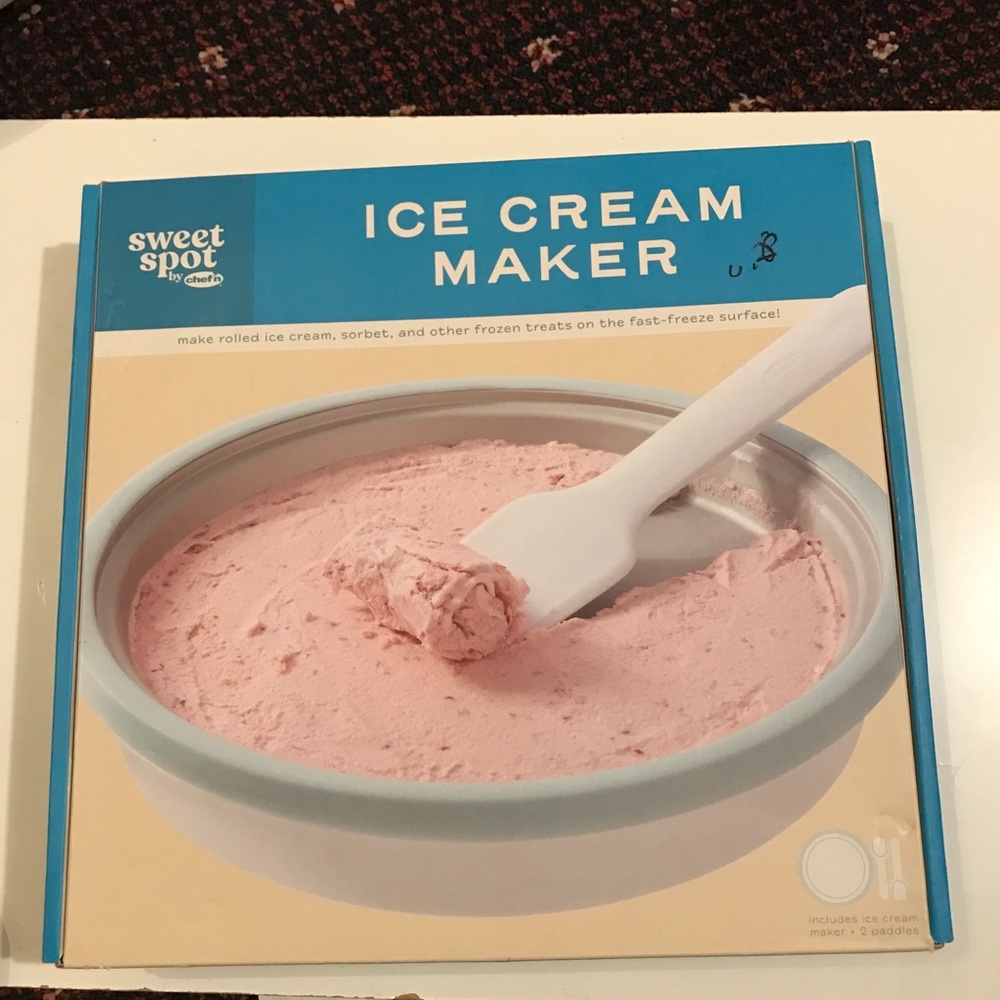 Ice cream maker